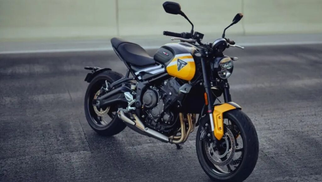 Triumph Trident 660: Powerful, Stylish Ride with 22 km/l Mileage at ₹7.5 Lakh