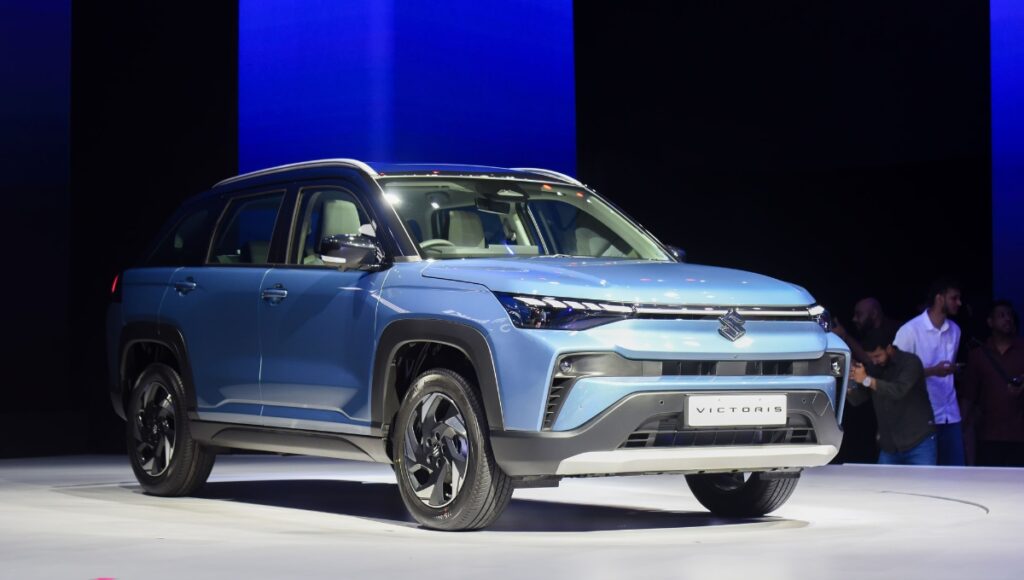Maruti Victoris: Stylish And Safe New SUV Launched, Mileage up to 20 km/l, Price from ₹8.99 Lakh