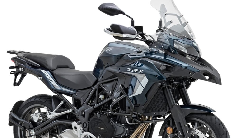 Benelli TRK 502 2025: Bold Adventure Bike with 25 km/l Mileage, Priced from ₹5.20 Lakh