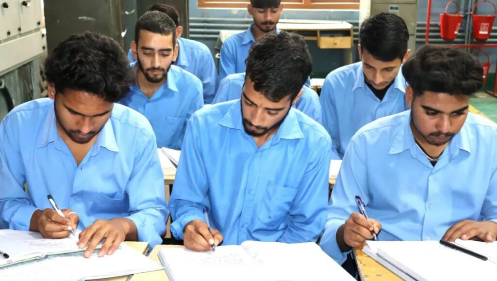 Indira Gandhi Sukh Shiksha Yojana: A New Ray of Hope for Children in Himachal