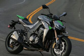 Kawasaki Z1100 SE 2026: Ultimate Power and Style with Thrilling Performance Mileage 15 kmpl, Price ₹17.5 Lakh