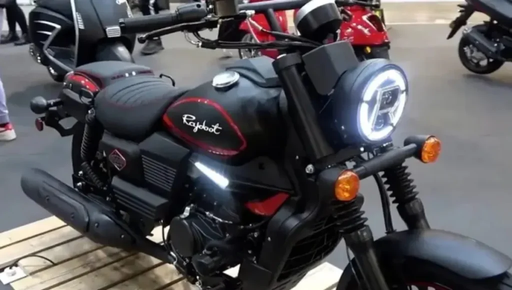 Rajdoot 350 Returns: Classic 350cc Bike Set to Impress with 50km/l Mileage, Priced Around ₹1.5-1.7 Lakh