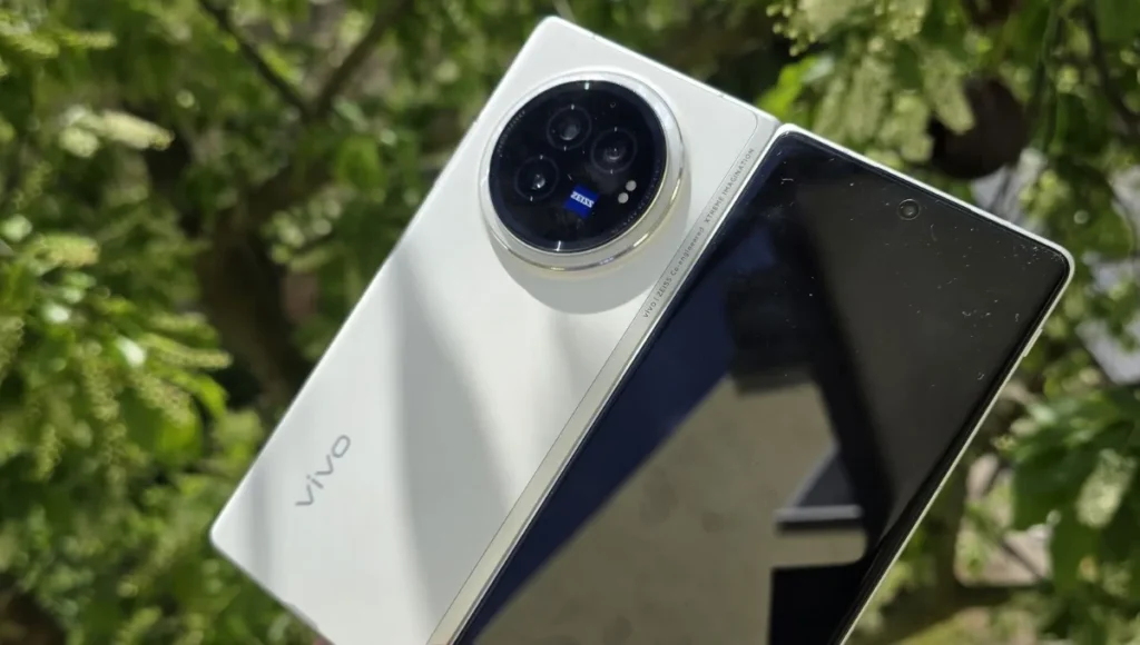 vivo X Fold5 Review: Foldable AMOLED Display, Triple Camera, 6000mAh Battery
