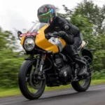 Triumph Thruxton 400: Classic Style Meets Power and Performance, Mileage 25 km/l, Price ₹2.74 Lakh