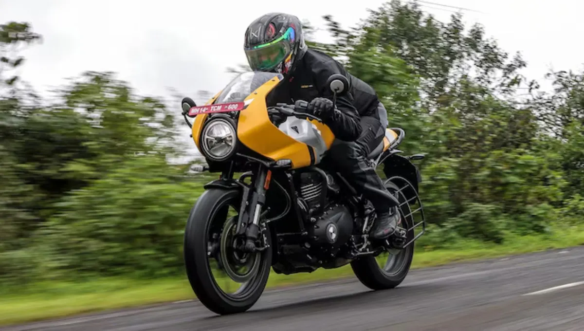 Triumph Thruxton 400: Classic Style Meets Power and Performance, Mileage 25 km/l, Price ₹2.74 Lakh