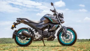 Yamaha FZS-FI Hybrid: Stylish, Sporty Ride with 65 km/l Mileage at ₹1.22 Lakh