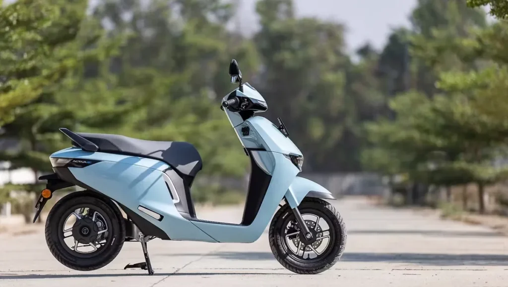 Honda Activa E: Smart Electric Scooter with 102 km Range, Price Starting at ₹1.10 Lakh