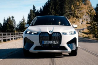BMW iX: Premium Electric SUV with 575 km Range, 516 bhp Power, at Competitive Price