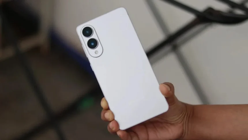 Samsung Galaxy S26 Edge: Bold Design, 50MP Camera, 4200mAh Battery at a Glance