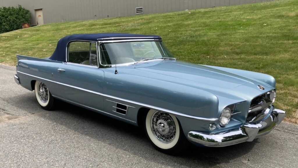 Dual-Ghia 1958: The Hollywood Icon That Blended Italian Beauty with American Muscle