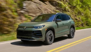 Volkswagen Tiguan R-Line Turbo 2026: Stylish, Powerful And Efficient SUV Priced at ₹33 Lakh with 12 kmpl Mileage