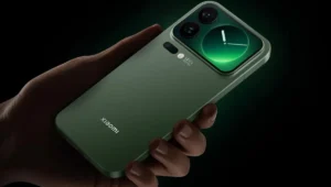 Xiaomi 17: Premium Smartphone with 120Hz AMOLED Display, 8K Camera, 7000mAh Battery