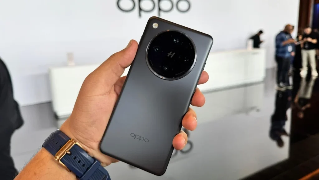 Oppo Find X8 Ultra: Premium Design, Quad Cameras, Powerful Performance, Long-Lasting Battery Experience