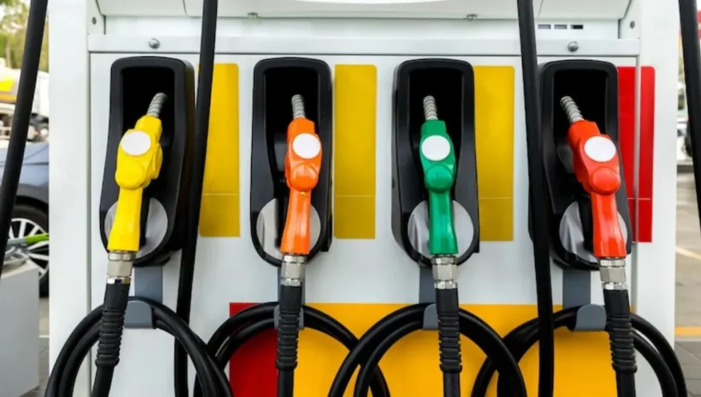 Latest Fuel Prices 2025: Check How Petrol Diesel Rates Changed in Your City Today