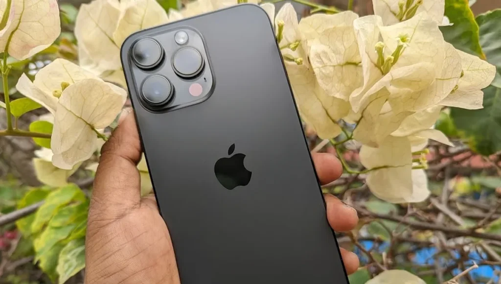 iPhone 14 Pro Review: Triple Camera, 120Hz Display, Premium Design and Features