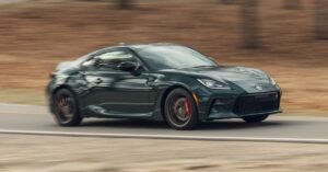 Toyota GR86 2025: The Budget Sports Car That Delivers Pure Thrill Starts at $31,595, Mileage up to 12 km/l