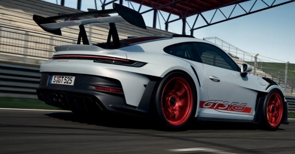 Ford Mustang GTD vs Porsche 911 GT3 RS: A Battle of Power, Precision, and Prestige from Track to Road