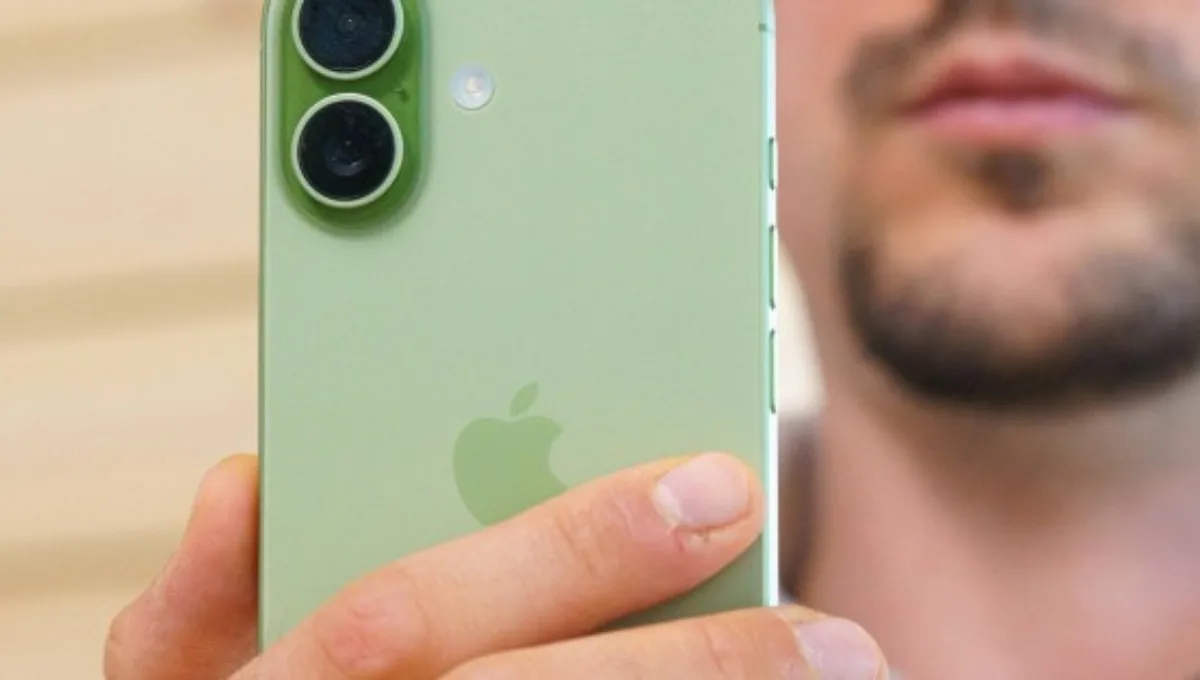iPhone 18: Series to Feature 24MP Selfie Cameras, Under-Display Face ID