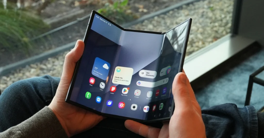 Samsung Galaxy Z Trifold